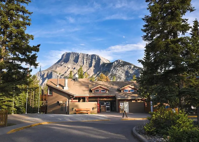 HI-Banff Alpine Centre